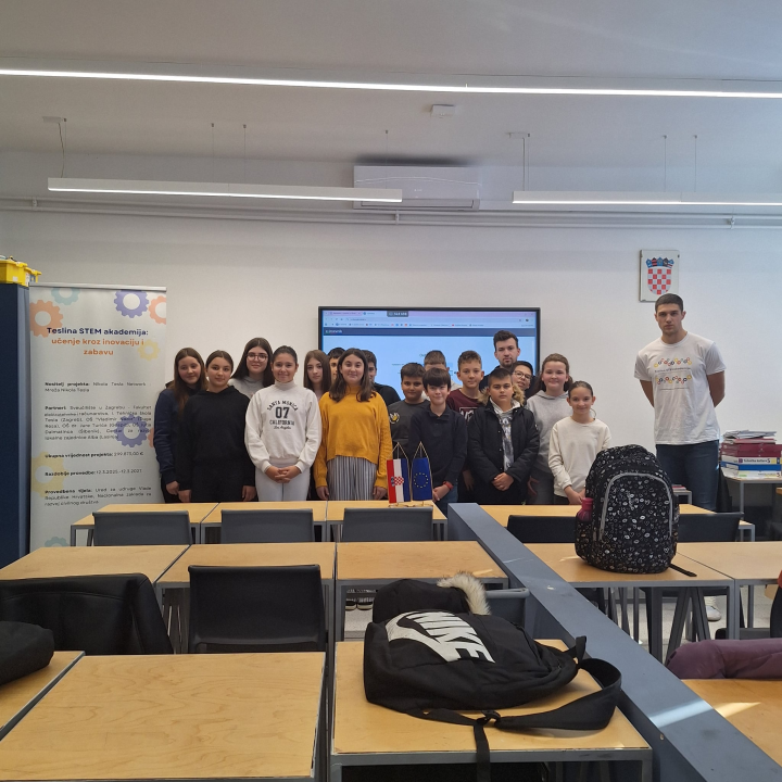 Teslina STEM akademija u OŠ Jurja Dalmatinca