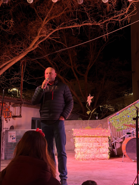 Pjesma i zajedništvo: Božićni sajam u Tisnom zasjao u toploj blagdanskoj atmosferi