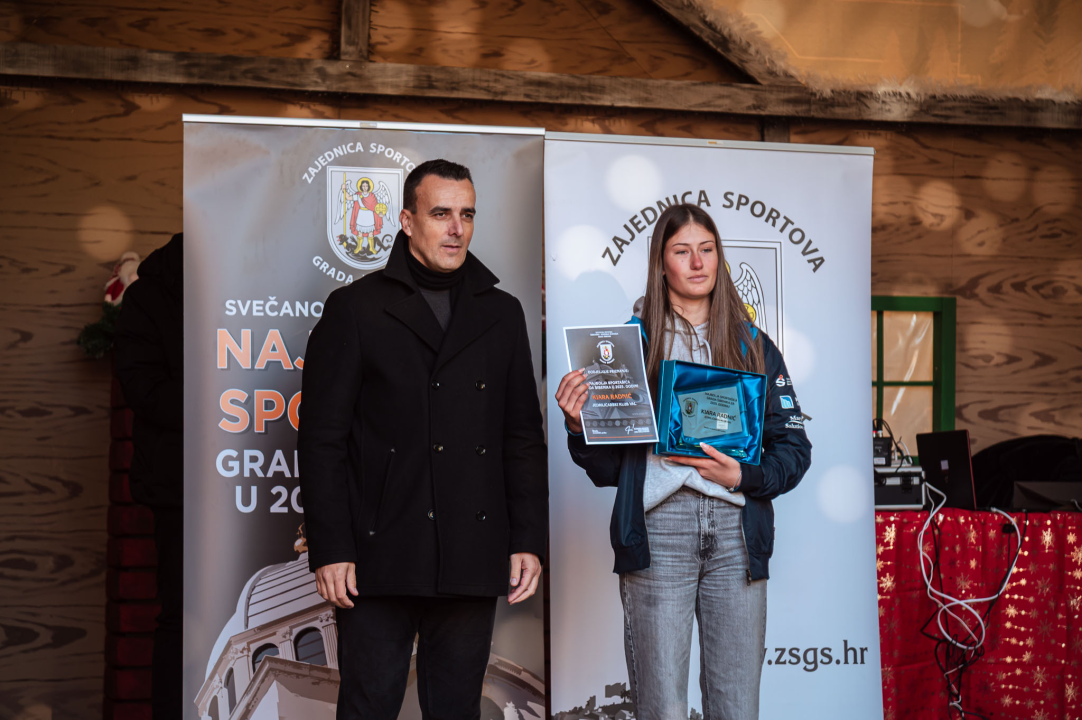 FOTO Sportski laureati Šibenika u 2025-oj: Roko Zorić, Kiara Radnić, Stipe Bralić, košarkašice i vaterpolisti