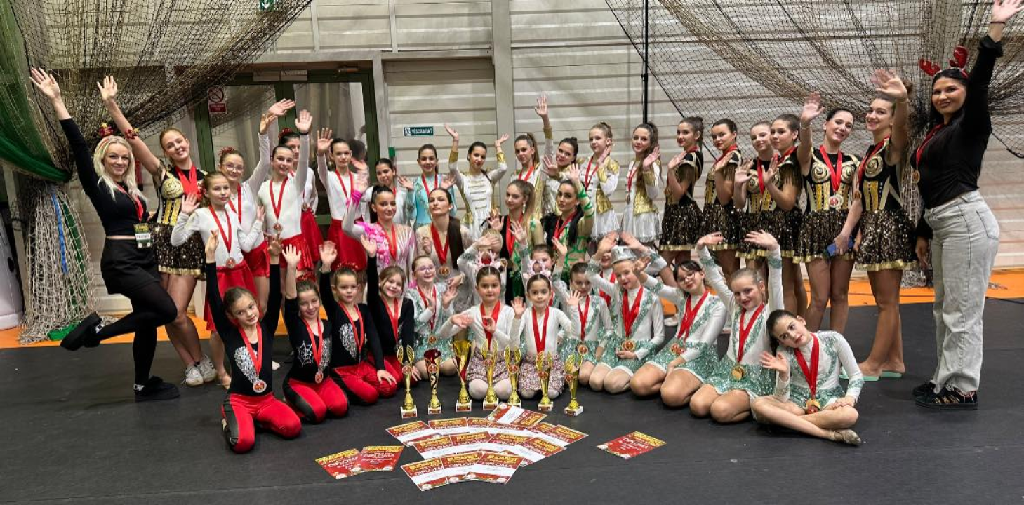 FOTO Šibenskim mažoretkinjama sedam medalja na 'Christmas Openu' u Budimpešti