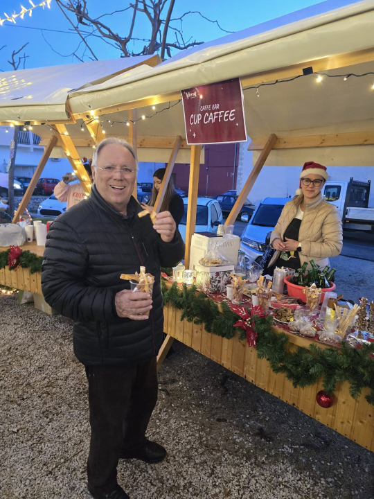 Humanitarni advent u Jezerima okupio mještane i posjetitelje