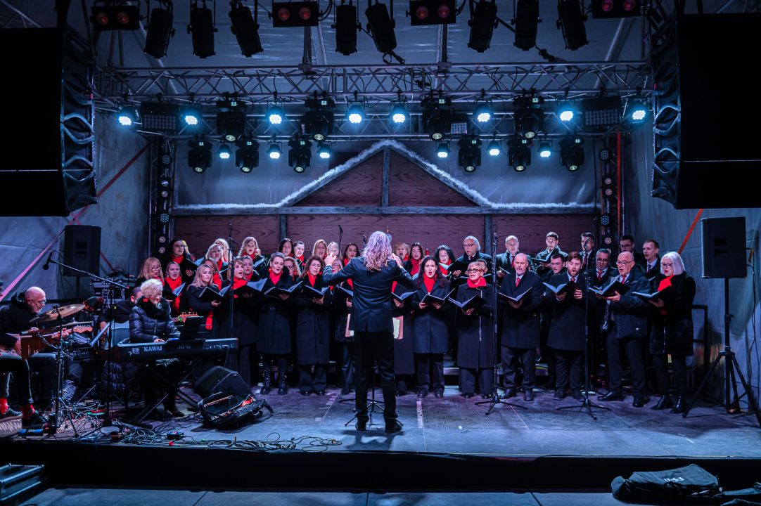 FOTO Kolo u đardinu održalo još jedan koncert za pamćenje, ovaj put nešto drugačiji 