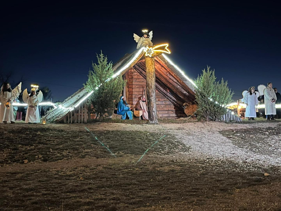 U Čavoglavama uprizorene žive jaslice