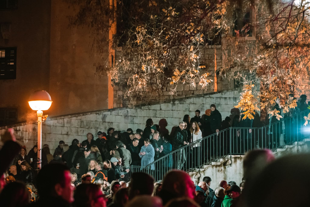 Od Poljane do velikih bina: Kako su šibenske Nove godine postale glazbeni spektakl