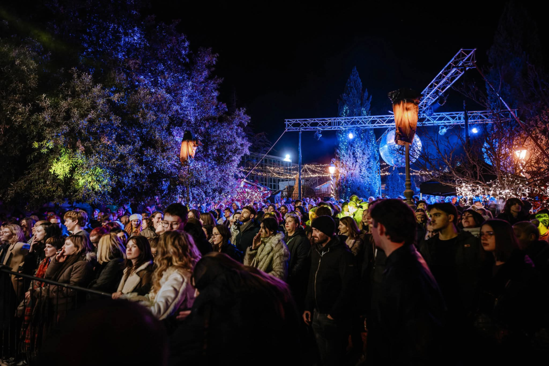 Sarajevske Letu Štuke 'zapalile' Adventuru: Šibenik u ritmu glazbe ulazi u spektakularni novogodišnji tjedan