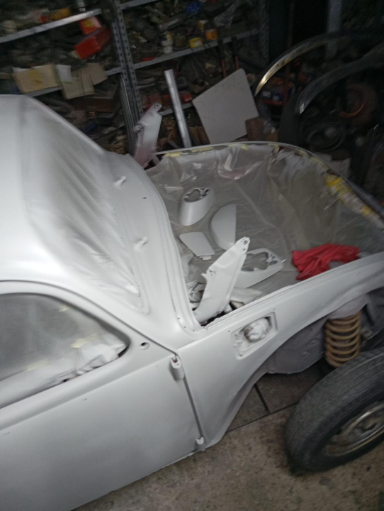 Obnovljena Buba atrakcija blagdanski uređenog dvorišta obitelji Vlahov na Srimi