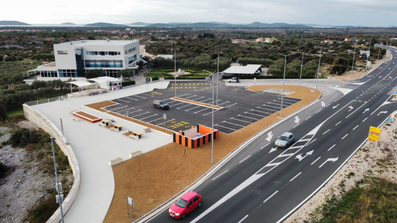FOTO Odmorište na Šibenskom mostu ide u redizajn: 'Imali smo najbolju namjeru, a upali smo u navijački sukob'