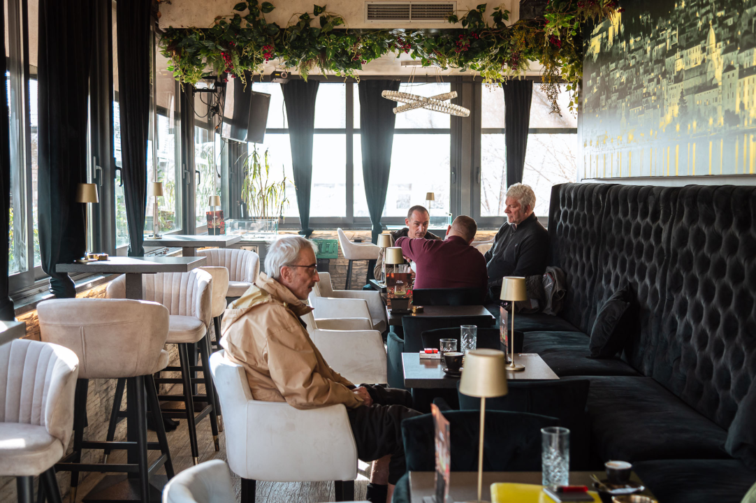 FOTO Mozart ovog mjeseca podiže ljestvicu zabave na novu razinu uz Nina Mrčelu, Sandija Cenova i Wine & Paint!