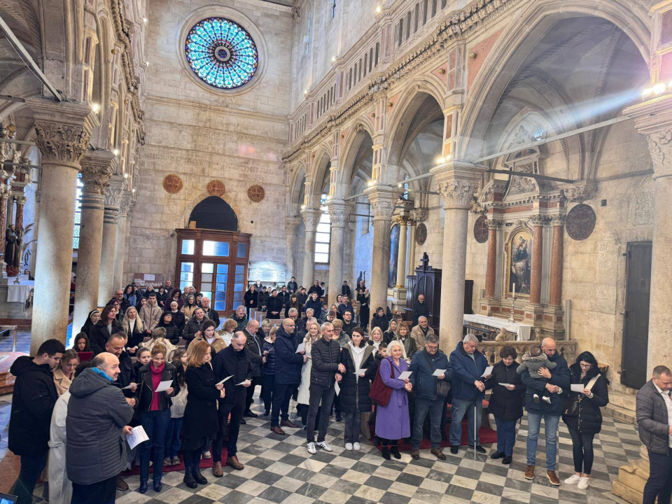 FOTO Svjetski dan braka proslavljen u katedrali sv. Jakova