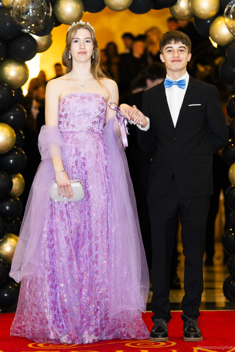 FOTOGALERIJA Maturalni ples šibenske Turističko-ugostiteljske škole (2)