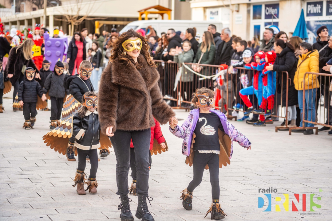 Maškare u Drnišu