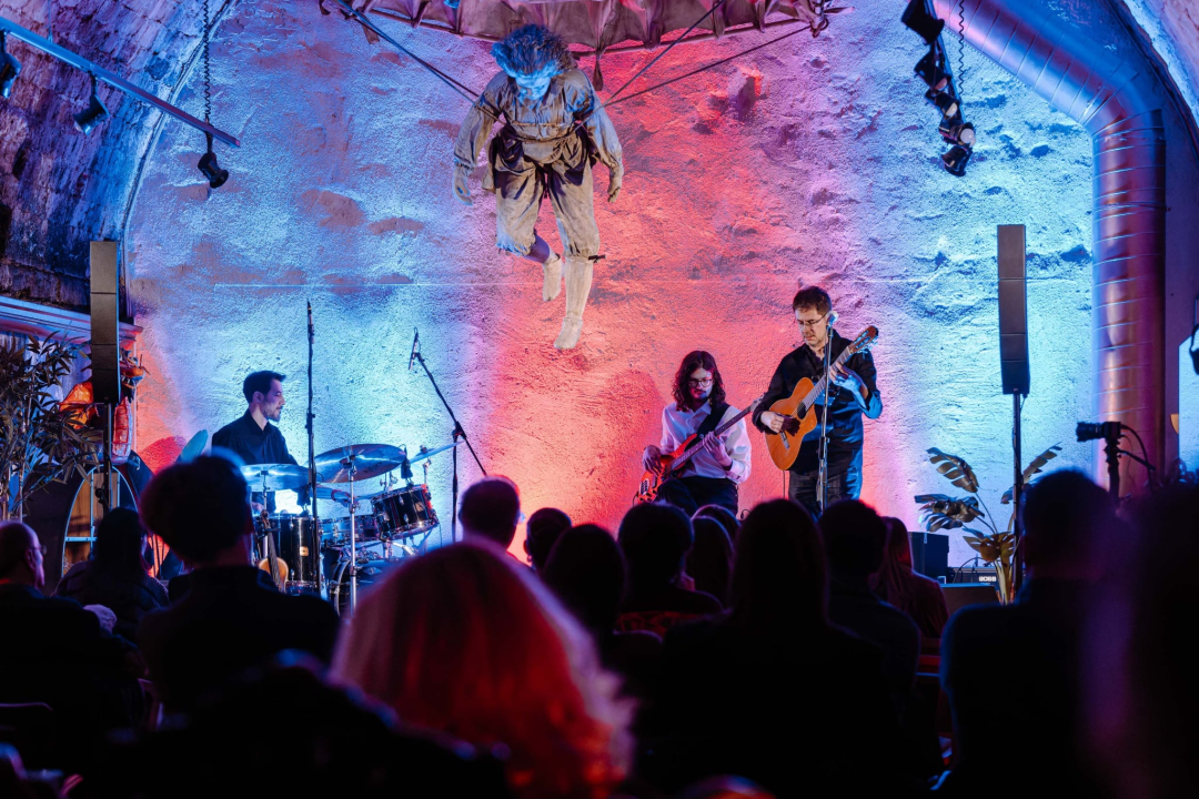 Šibenski trio Mantes predstavio svoj prvi album 'Šapat'