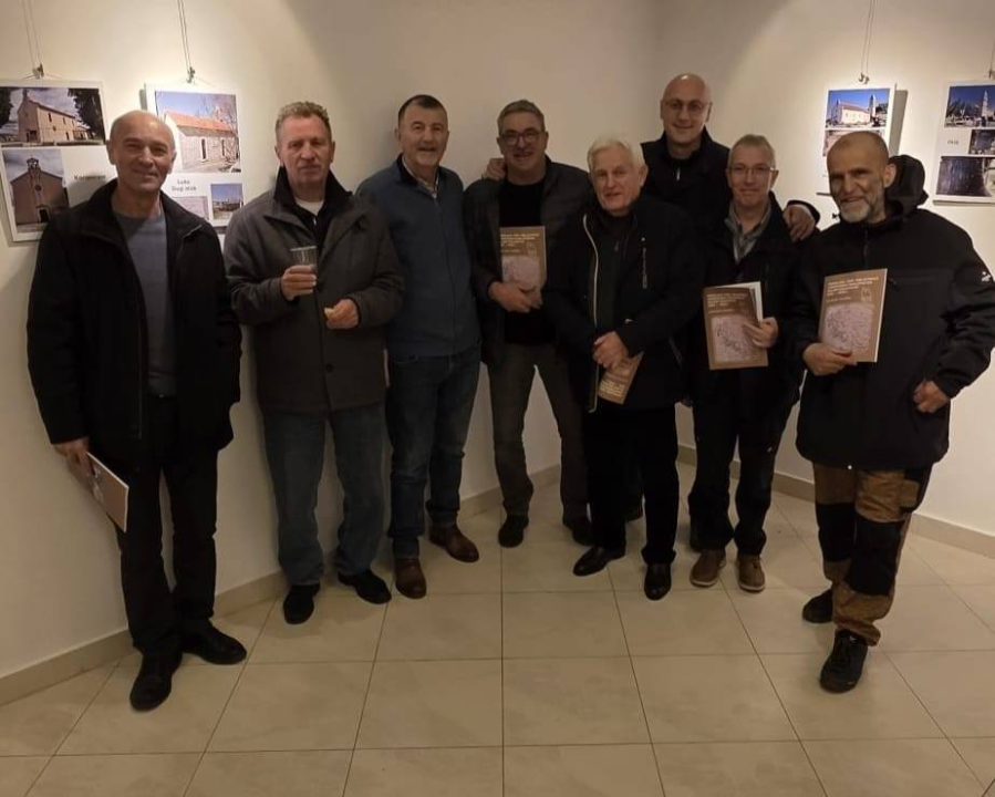 Izložba povodom obilježavanja 1000 obljetnice Hrvatskog kraljevstva u Drnišu