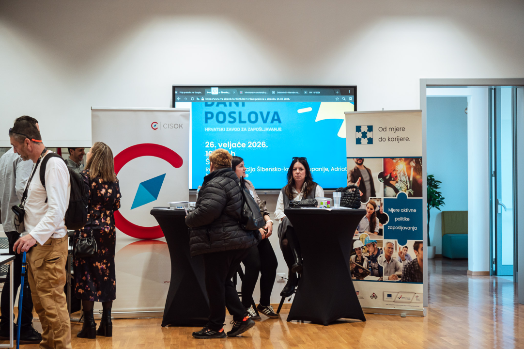 Prilika za izravan kontakt s poslodavcima: 'Dani poslova’ okupili brojne sudionike iz cijele županije