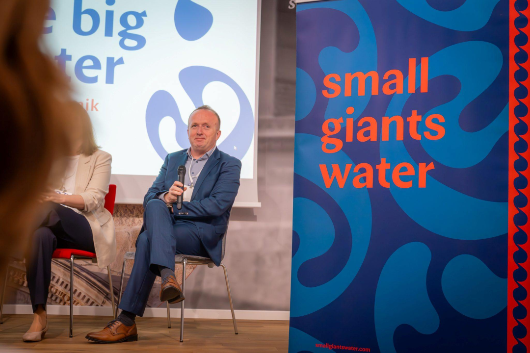 FOTO Voda Malih Divova pritječe u škole 