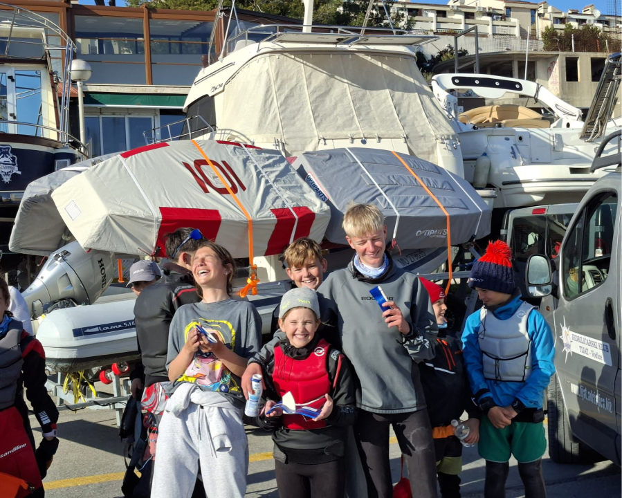 FOTO Jedriličari Šibenika i krapanjskog Spužvara na 'Trofeju Zenta': Jakov Blinja, Zara Šimunić i Mila Perkov do medalje