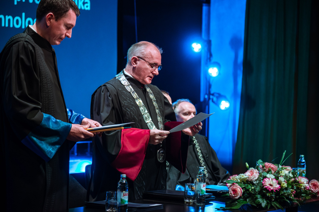 FOTO Osma generacija prvostupnika inženjera energetskih tehnologija svečano promovirana u Arsena 