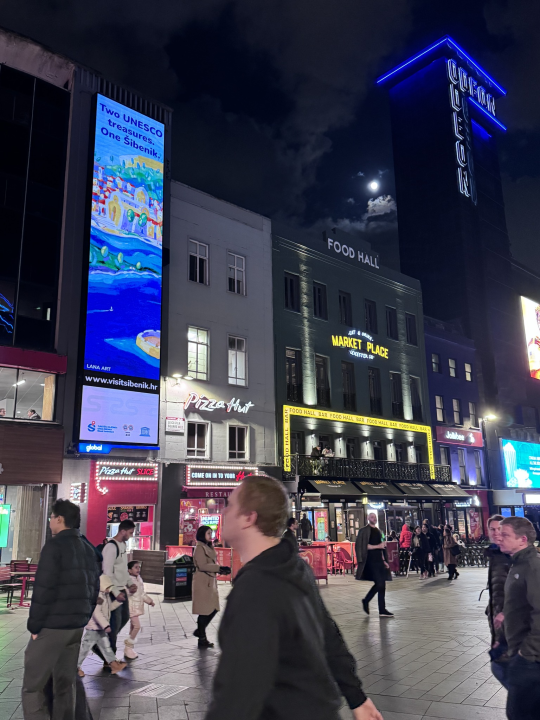 Šibenik inspirira i izvan svojih granica: U srcu Londona prolaznike poziva u posjet