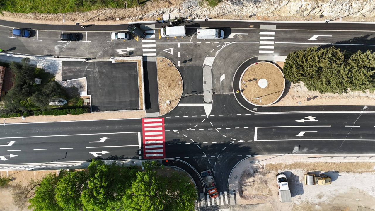 FOTO Završena rekonstrukcija važnog raskrižja na području Skradina