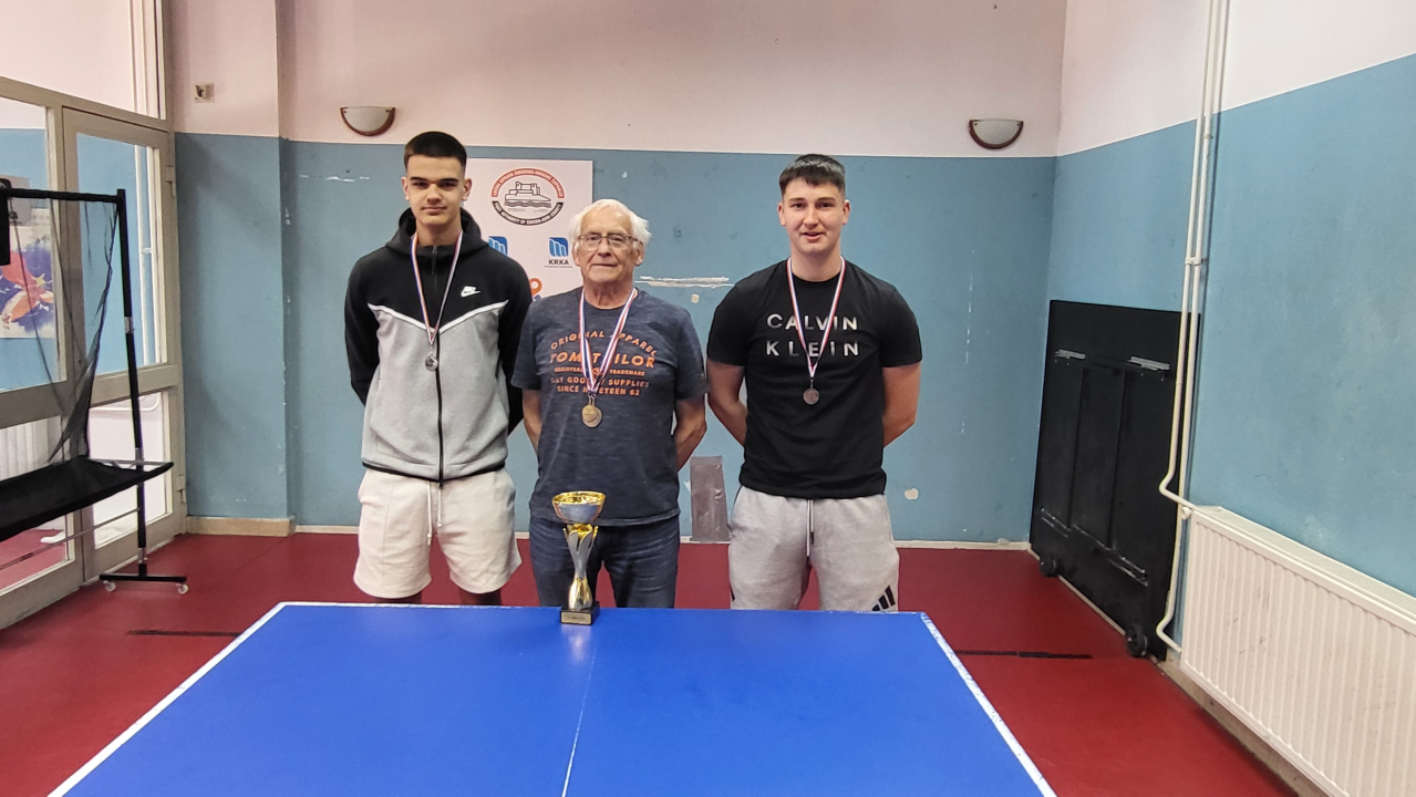 FOTO Stolnoteniski klub Šibenik na svečanosti proglasio najbolje ekipe i pojedince gradske rekreativne lige