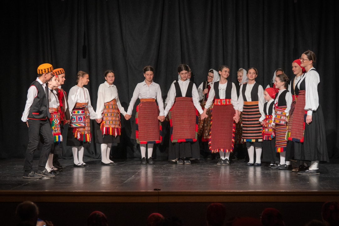 Raskoš županije predstavljat će KUU Zvona Zagore, KUD Zora i KUD Dinara
