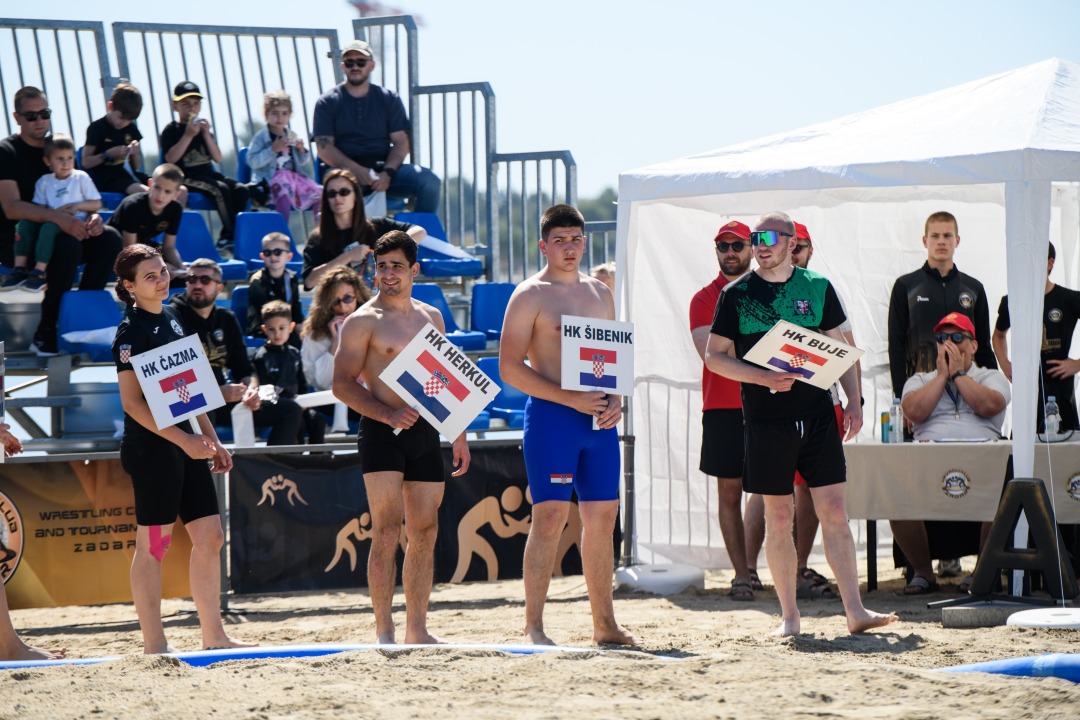 Raskoš županije predstavljat će KUU Zvona Zagore, KUD Zora i KUD Dinara