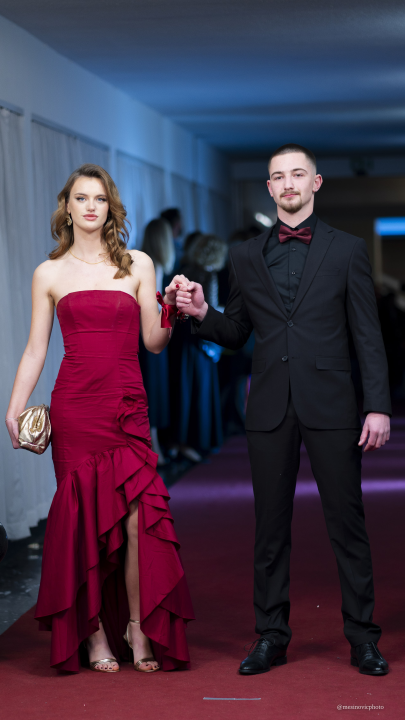 Maturalni ples Gimnazije Antuna Vrančića (1)