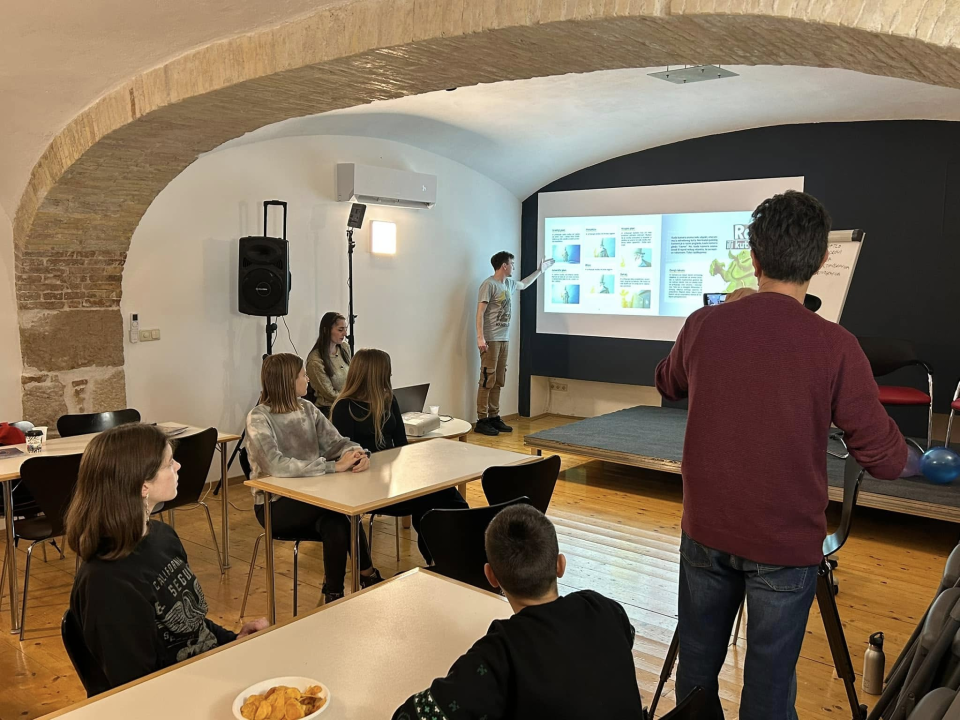 Mladi filmaši u Šibeniku učili i stvarali film kroz projekt 'Studio i režija'