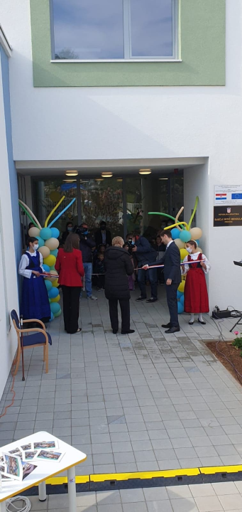 Vrpcu prerezala teta Femija: U Pirovcu otvorena 'Mendula', vrtić s jaslicama za 72 djece 