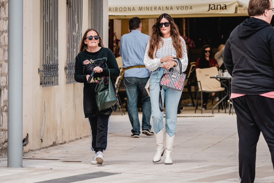 Ovotjedne vladarice modnog đira pokazale kako se nose trendi pastelni komadi  