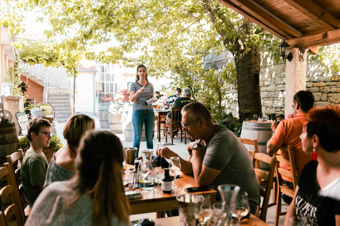 Taste Like Dalmatia: Još danas imate priliku kušati vrhunska vina, maslinova ulja i craft pive, a u subotu na šibenskoj rivi čekaju vas pidoče i debit!