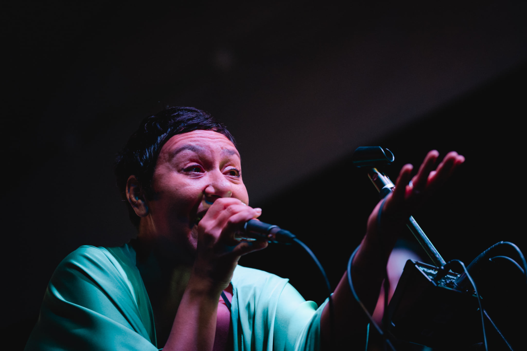 Pogledajte kako je bilo sinoć na koncertu Je Veux ispod katedrale	  