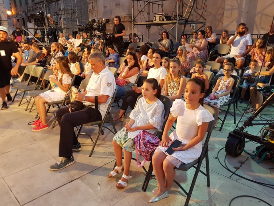 Ekipa iz A strane oduševila i djecu i roditelje: 'Ovi ljudi su vrhunski glazbenici, uživam ih slušati' 