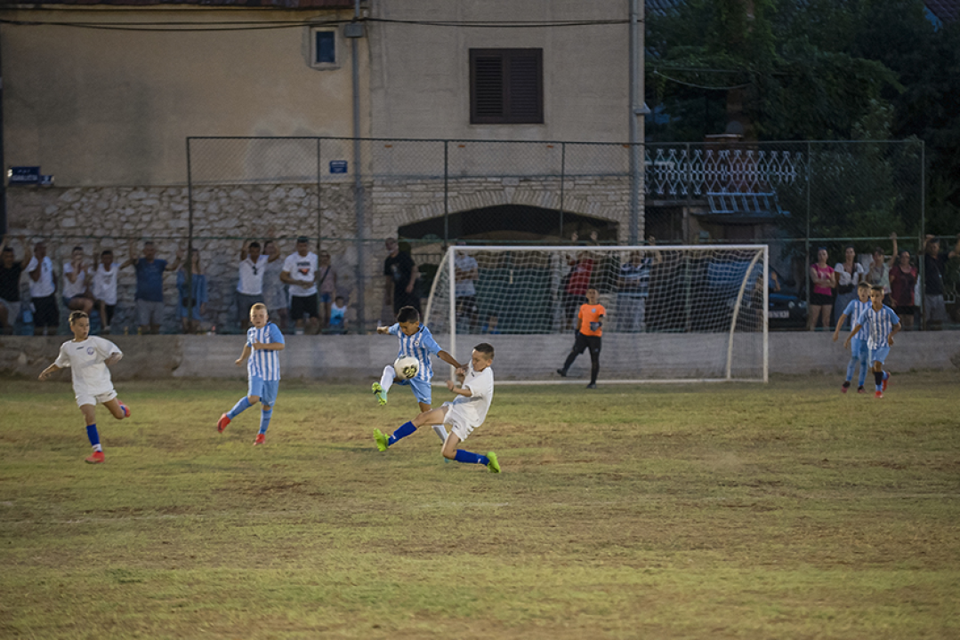 Na turniru 'Zdravo maleni Joso Bego' preko 600 malih nogometaša: 'Osmijesi djece govorili su nam sve!"'