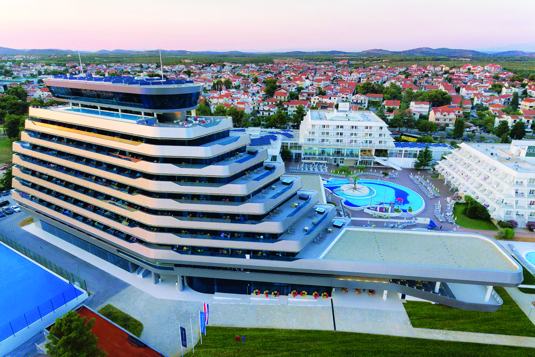 Poznati hotel Olympia Sky danas slavi četvrti rođendan!