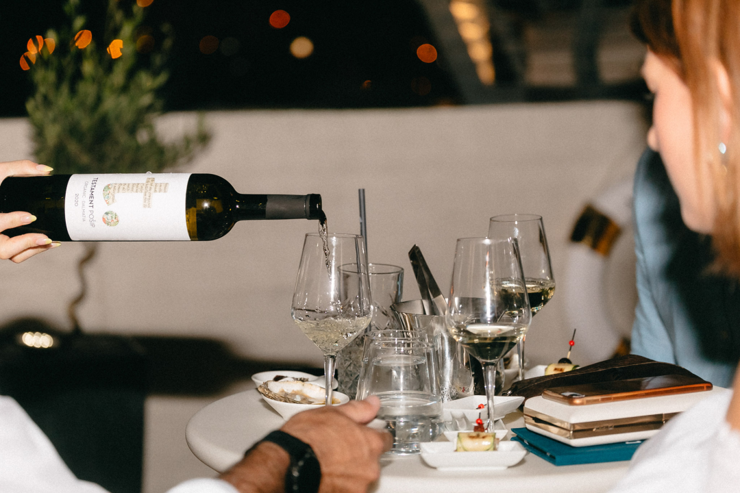 Otvorena je sezona evenata na Roof Baru: U posebnoj atmosferi možete uživati svaki vikend! 