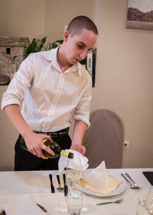 Uspješno je završen još jedan program POU Šibenik za prekvalifikacije kuhara, konobara i slastičara!