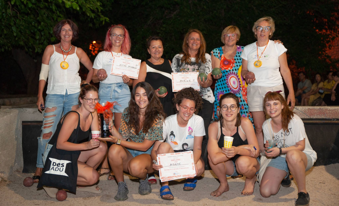 Valjanje i bacanje na Zlarinu: Astra Pfizerice slavile na ženskom turniru u balotama