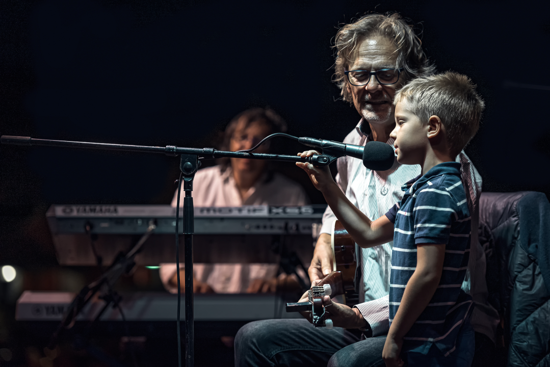 Tedi Spalato gitarom osvojio Biličane, pogledajte kako je bilo na koncertu