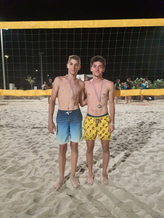 Vodičanke i Vodičani prvi na turniru odbojke na pijesku u Brodarici 