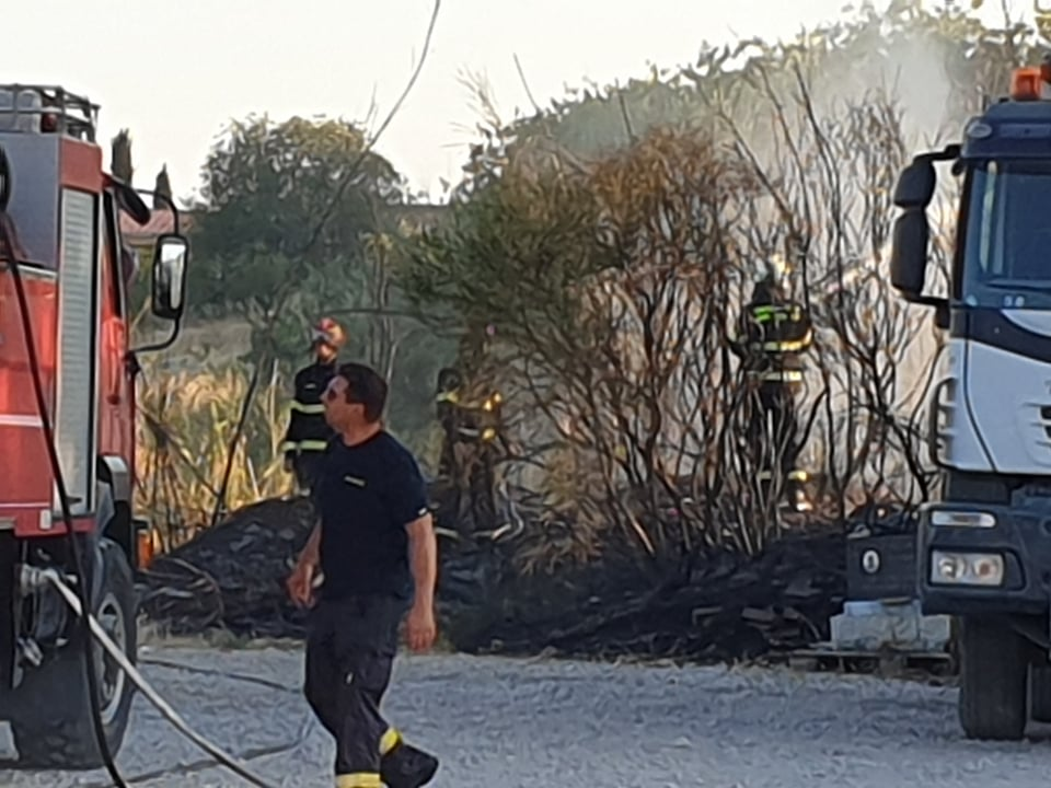 Gori kod pumpe na Biocima: Na intervenciji JVP Šibenik