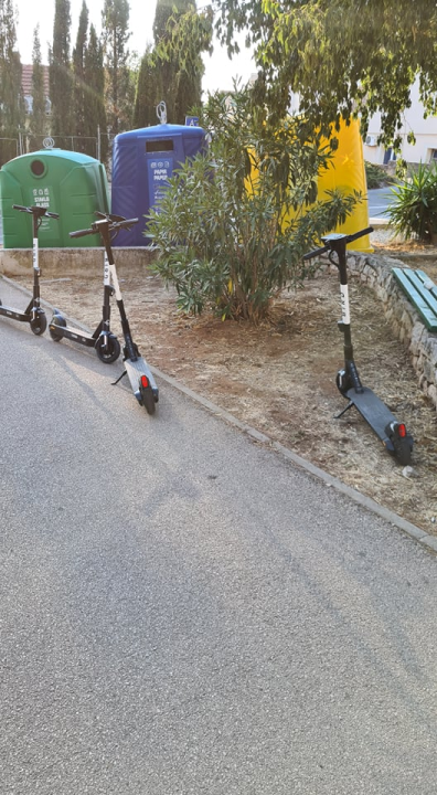 Grad je obećao pozabaviti se neredom s električnim romobilima, evo kako im ide 