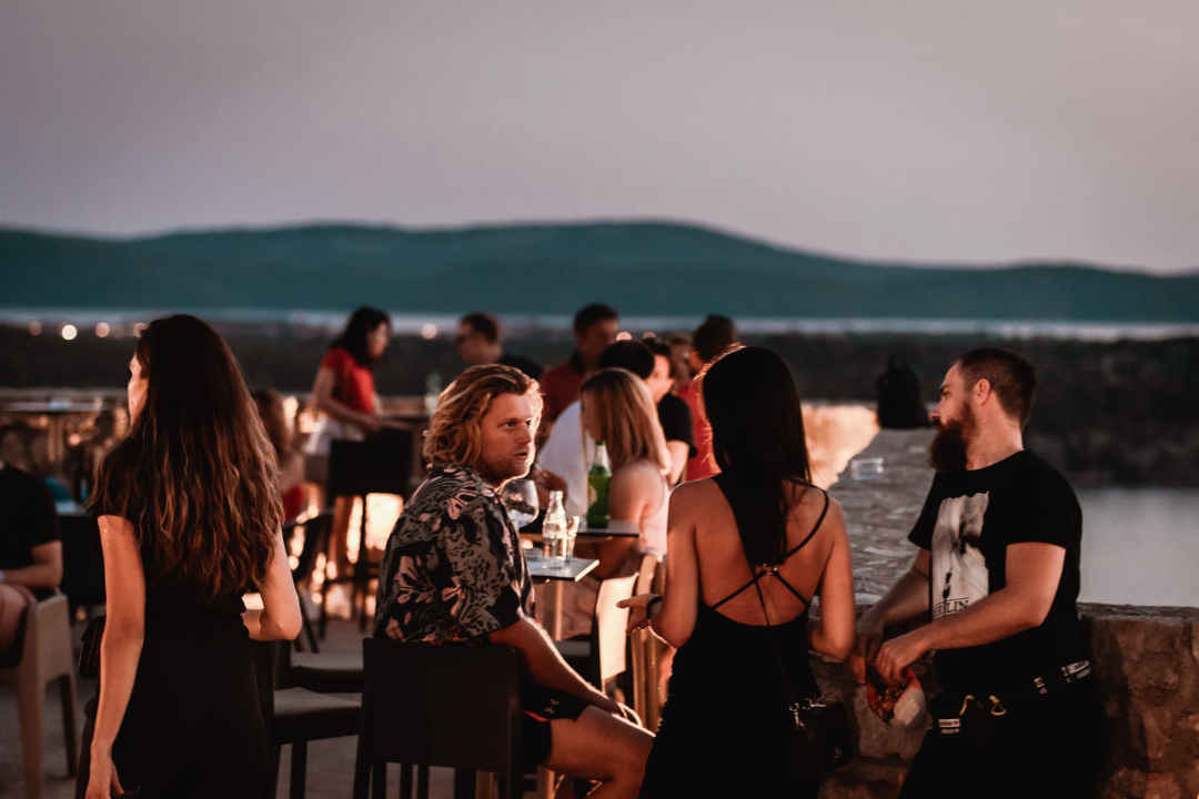 Na Baroneu prikazana autentična ljubavna priča: Redateljski tandem, Anđela i Davor Rostuhar, predstavio i knjigu 