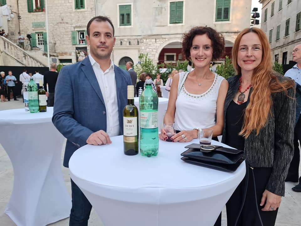 Fešta pred katedralom za deseti rođendan Društva Juraj Dalmatinac: 'Nećemo stati na ovom, jačat ćemo i rasti'