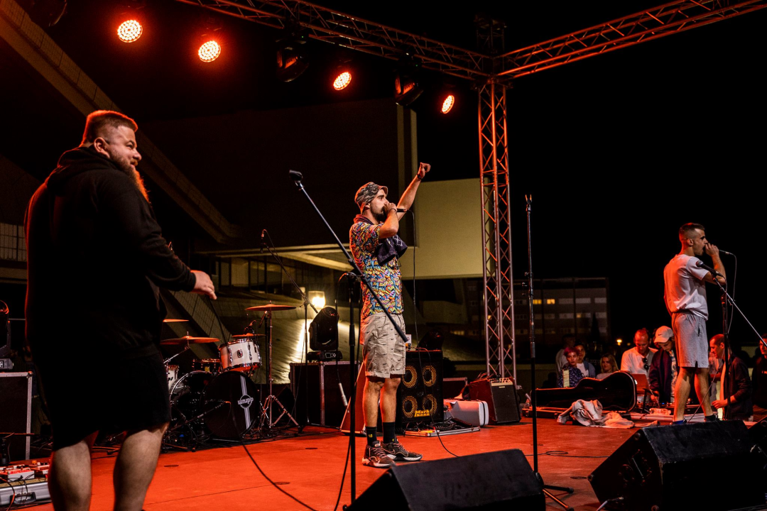 'Hram' oduševio na koncertu u Splitu: Na Xstatic festival došlo ih podržati i brdo ekipe iz Šibenika 