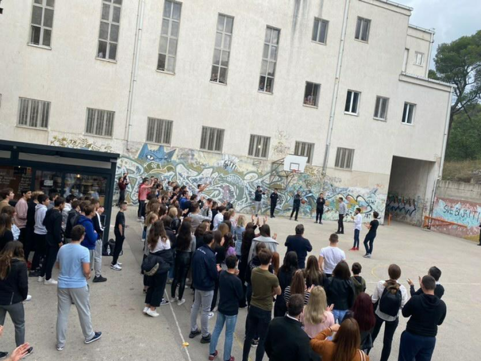 Ekonomska škola Šibenik: Obilježavanje Dana kruha i sportsko-humanitarna akcija 'Trica za Kiaru'