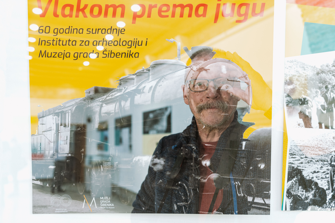 ‘Vlakom prema jugu’: Arheolozi su iz Zagreba vlakom išli do Perkovića pa pješke ili karom do Danila