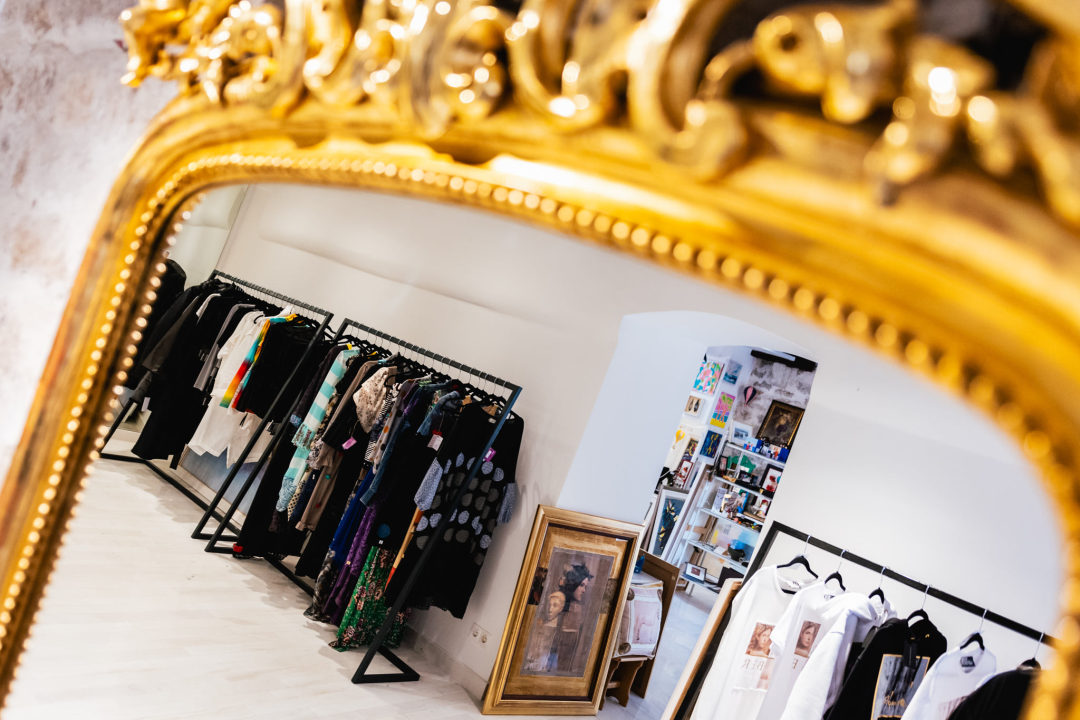 Crni petak u Galeriji Juraj Dalmatinac donosi popuste od 20 posto i posebnu akciju na Berbera i Stipicu!