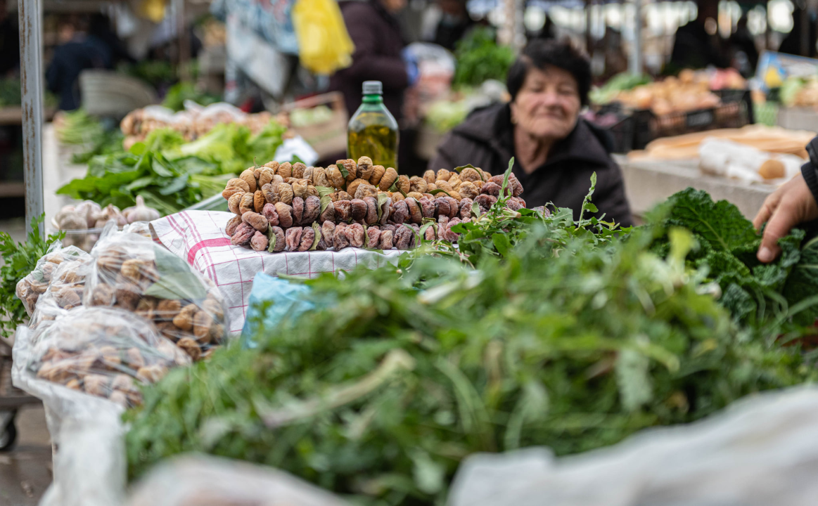 Ponuda ribe na peškariji u skladu s tmurnim danom: Ipak, za 50 kuna može se kupiti pet kila ribe, a ima i štriguna