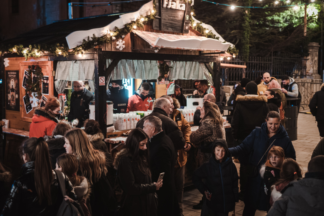 Adventuristi se uz hitove BluVinila cijepili najboljom zabavom: U Đardinu je bilo odlično!